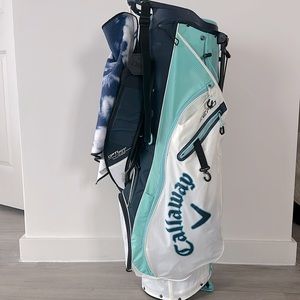 Callaway White Navy Aqua Carry Golf Bag with Stand Good Condition